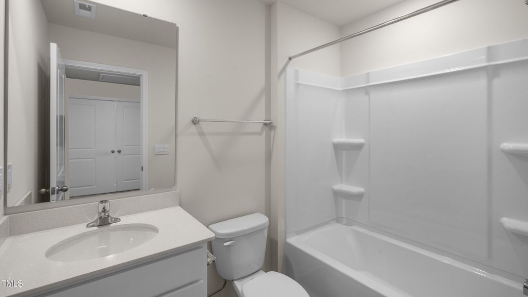 lot-76-pearson-2507-gracie-lane-025