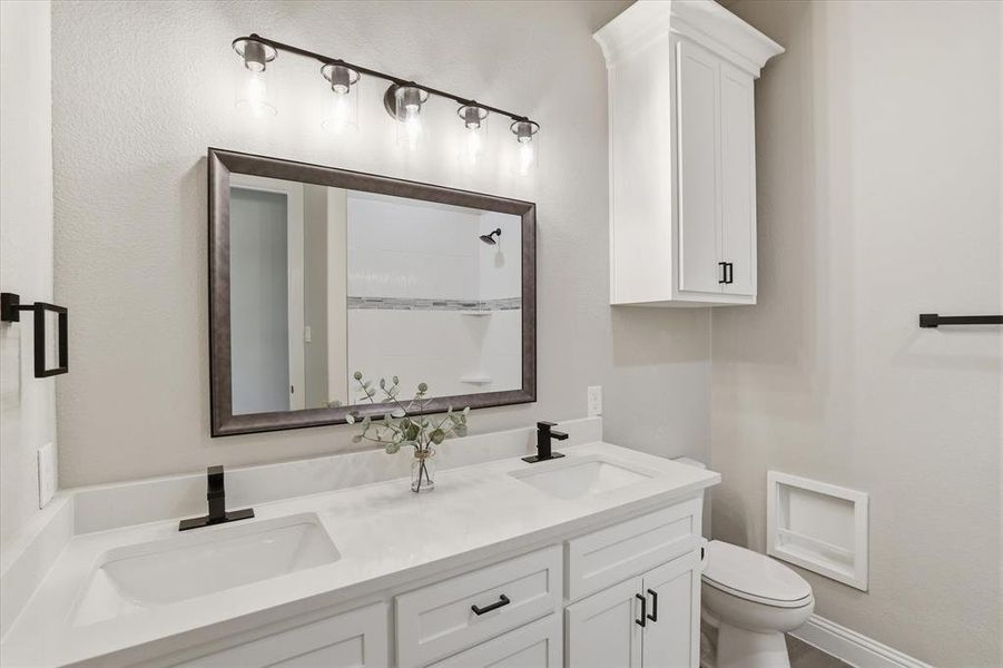 Furnished interior view inside a new home in , Waxahachie (Image 31).