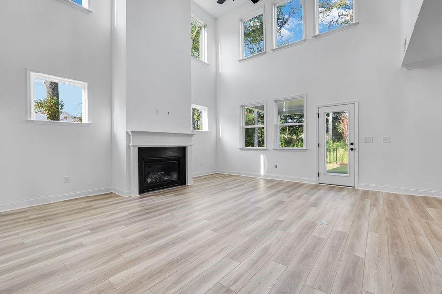 Spacious, unfurnished interior of a new home in Kennison Creek, Cumming (Image 25).