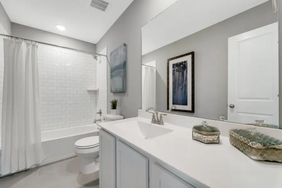 Furnished interior view inside a new home in Bay Creek, Baytown (Image 29).