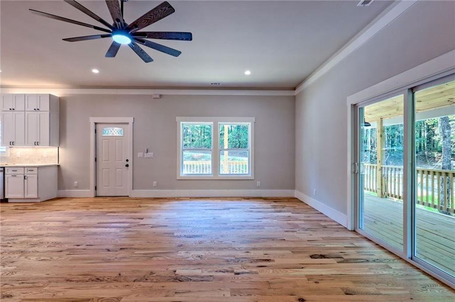 Spacious, unfurnished interior of a new home in , Clayton (Image 107).