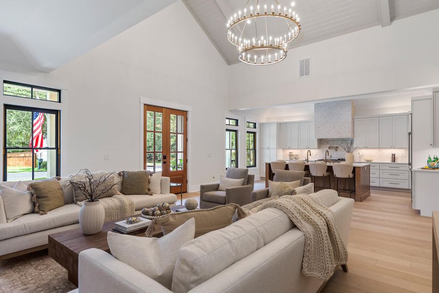 Furnished interior view inside a new home in , Charleston (Image 52).