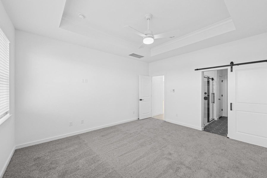 Private primary suite