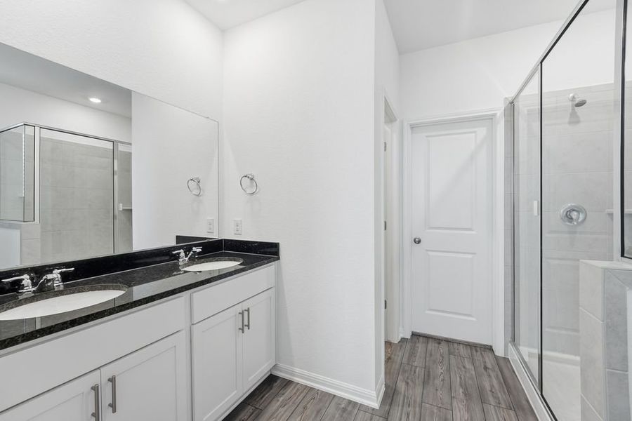 Furnished interior view inside a new home in Longview, Del Valle (Image 5).