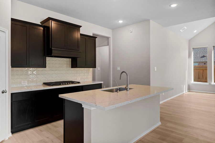 Furnished interior view inside a new home in The Highlands 45', Porter (Image 9).