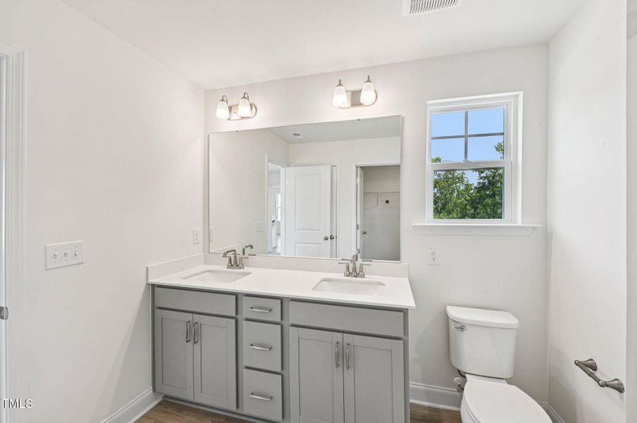 22-web-or-mls-Hay Fld Dr-S2706-022 22-web-or-mls-Hay Fld Dr-S2706-022