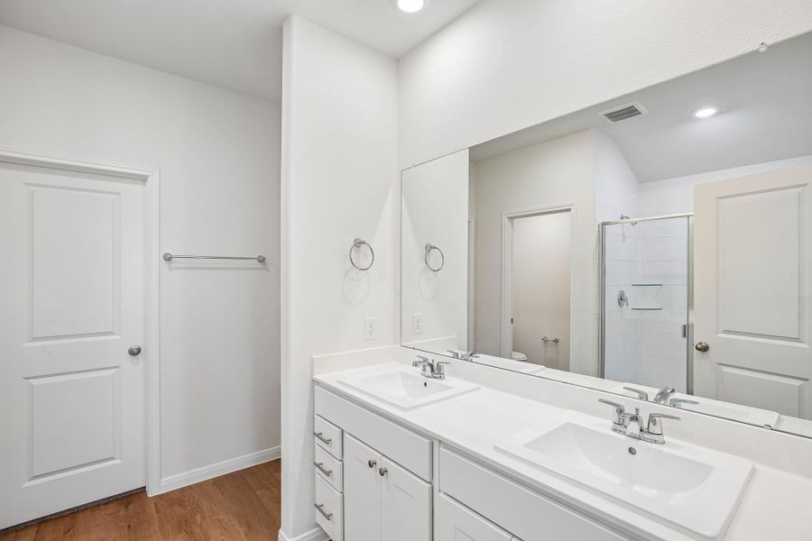 Furnished interior view inside a new home in , Dayton (Image 6).