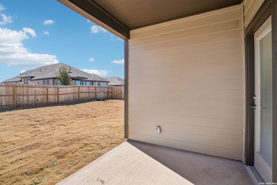 Exterior details and patio area of a home in Carmel Ranch, Schertz (Image 26).