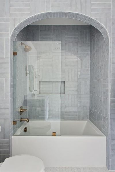 Close-up of interior finishes inside a home in , Dallas (Image 20).