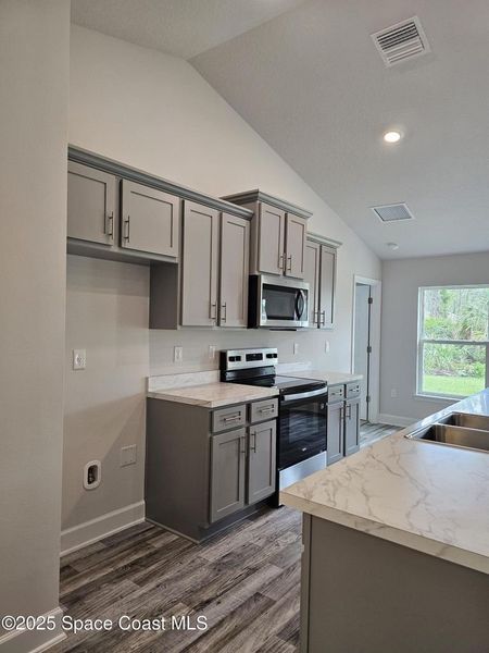 Furnished interior view inside a new home in Palm Bay, Palm Bay (Image 5).