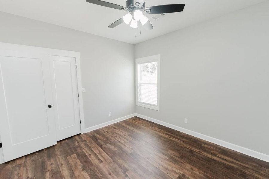 Spacious, unfurnished interior of a new home in , Sylvester (Image 17).