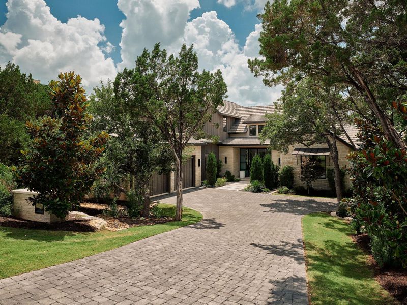 Image 34 of a home in .