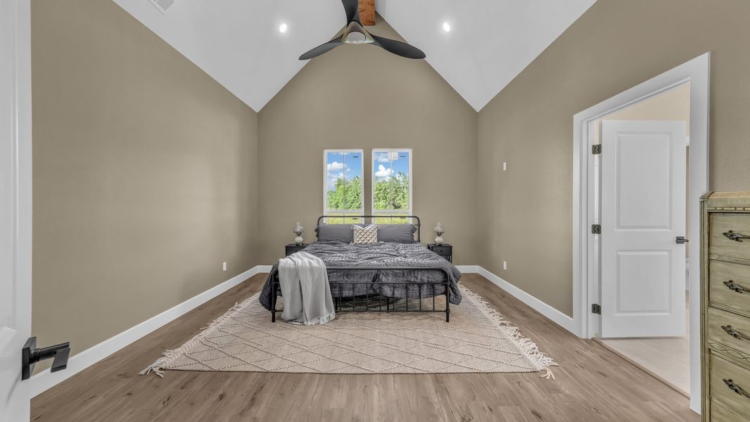 Furnished interior view inside a new home in Oak Water Ranch, Granbury (Image 18). Furnished interior view inside a new home in Oak Water Ranch, Granbury (Image 18).