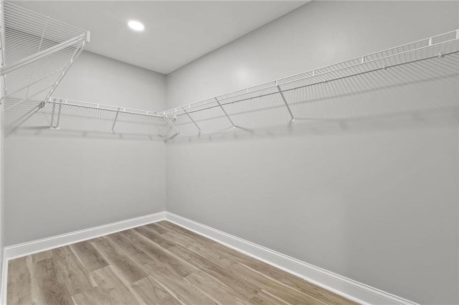 Image 36 of a home in .