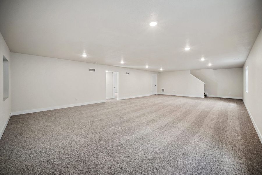 Spacious, unfurnished interior of a new home in The Glen, Colorado Springs (Image 16). Spacious, unfurnished interior of a new home in The Glen, Colorado Springs (Image 16).