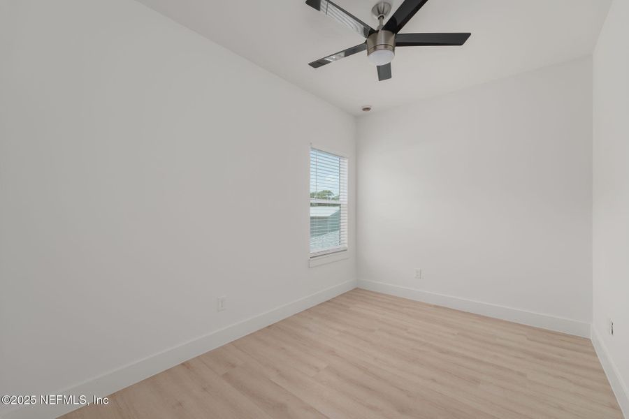 Spacious, unfurnished interior of a new home in , St. Augustine (Image 23).