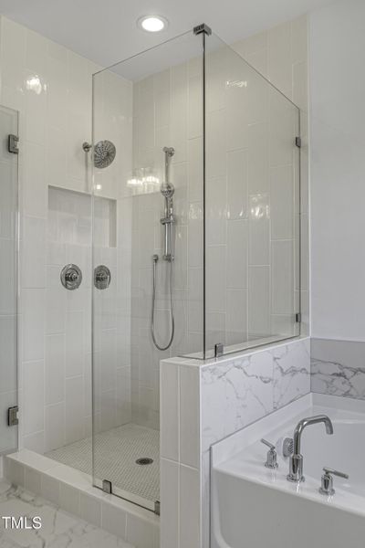 Wimb interior - master shower