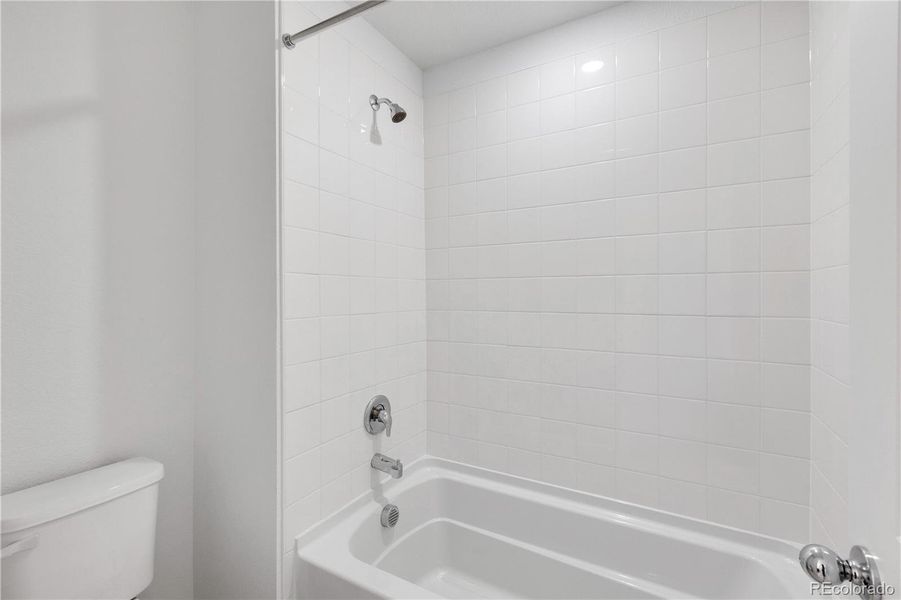 Image 18 of a home in .