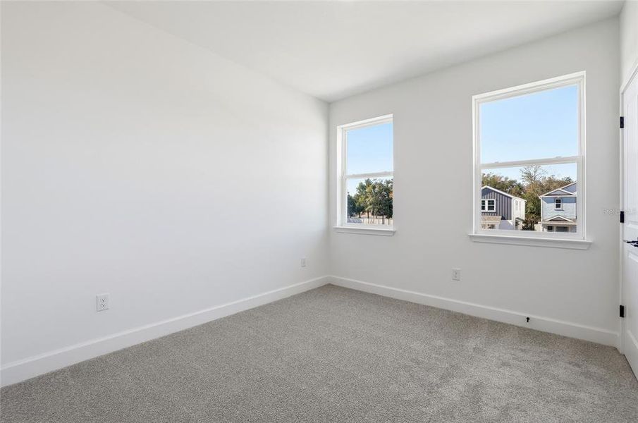 Spacious, unfurnished interior of a new home in Vivir, Valrico (Image 33).