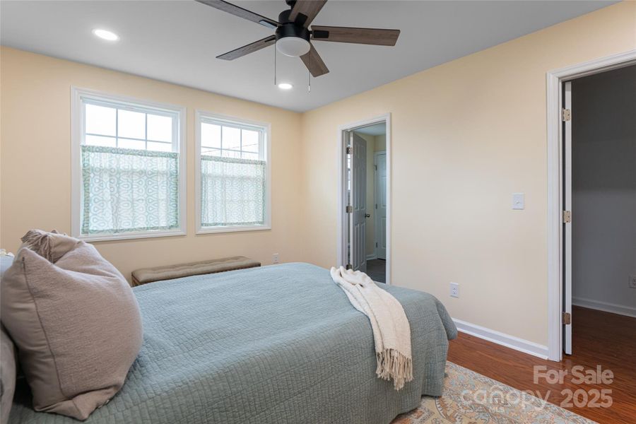 Furnished interior view inside a new home in , Canton (Image 31). Furnished interior view inside a new home in , Canton (Image 31).