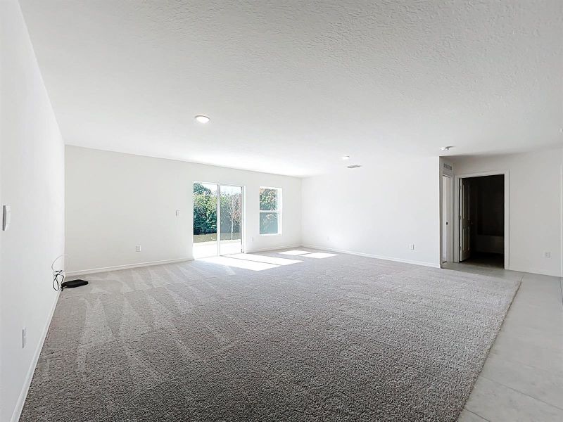 1390 Schumann Drive-36