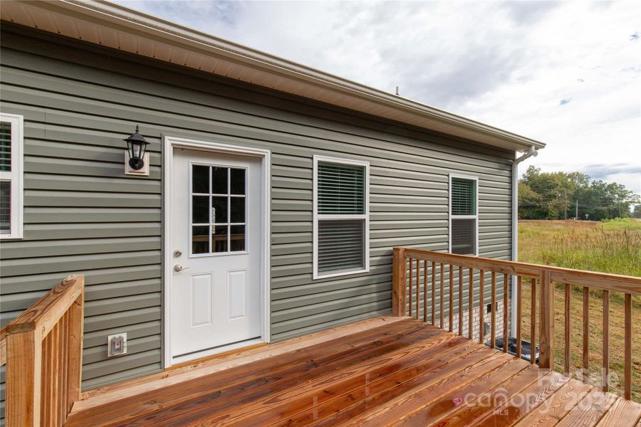 Exterior details and patio area of a home in , Heath Springs (Image 16).