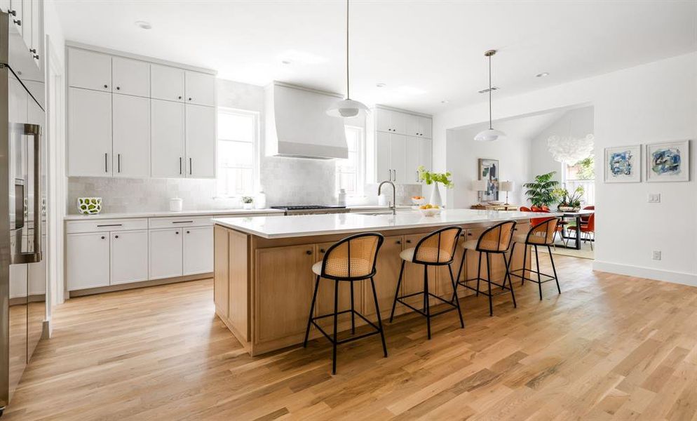 Furnished interior view inside a new home in , Dallas (Image 29). Furnished interior view inside a new home in , Dallas (Image 29).