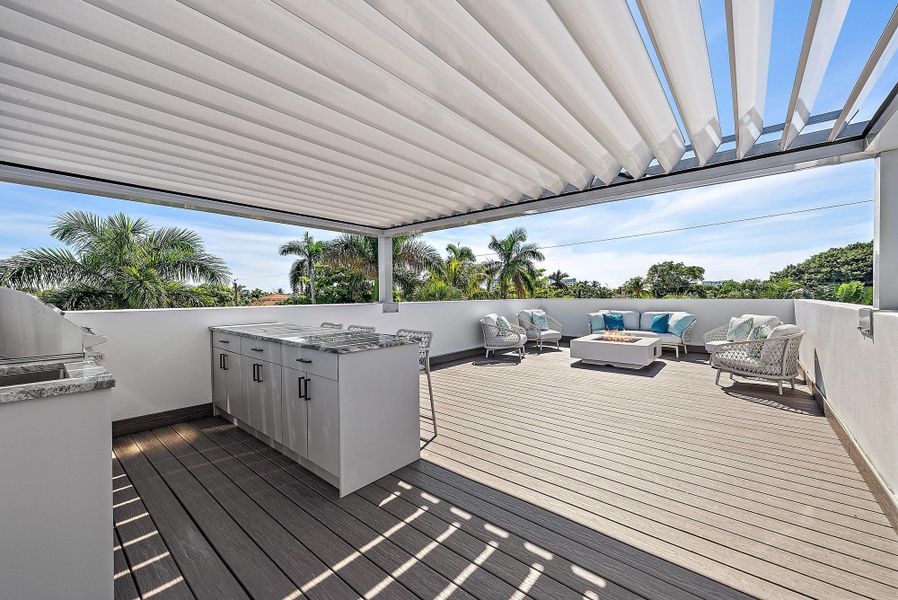 Exterior details and patio area of a home in , West Palm Beach (Image 2).