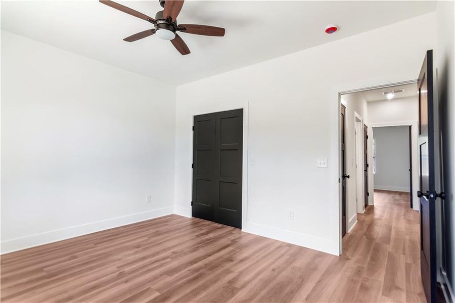 Spacious, unfurnished interior of a new home in , Talking Rock (Image 40).