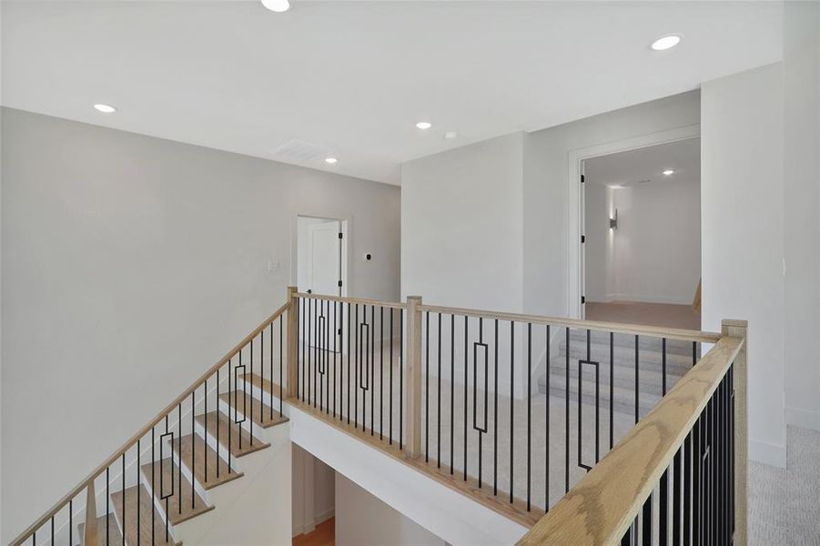 Spacious, unfurnished interior of a new home in , Aledo (Image 27).