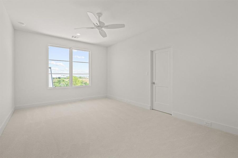 Spacious, unfurnished interior of a new home in , Fort Worth (Image 22). Spacious, unfurnished interior of a new home in , Fort Worth (Image 22).