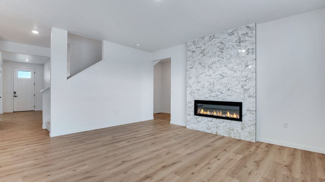 Spacious, unfurnished interior of a new home in Trails at Crowfoot, Parker (Image 15).