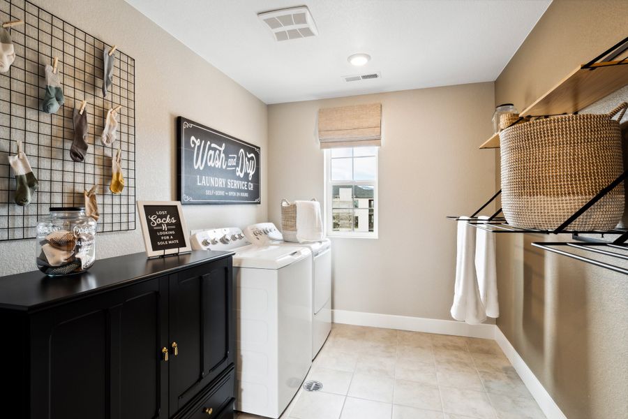 Furnished interior view inside a new home in Sterling Ranch Ascent Village, Littleton (Image 18).