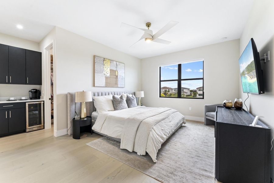 12490 Solana Bay_second primary suite up