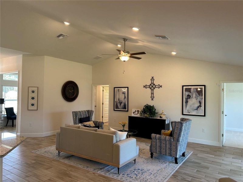 Furnished interior view inside a new home in Venice, Venice (Image 5).