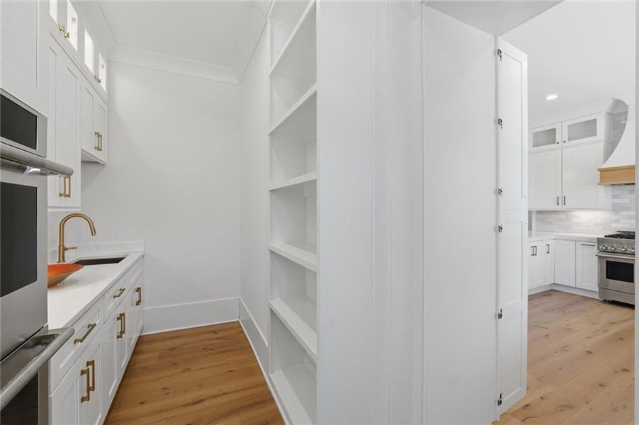Furnished interior view inside a new home in , Bethlehem (Image 53).