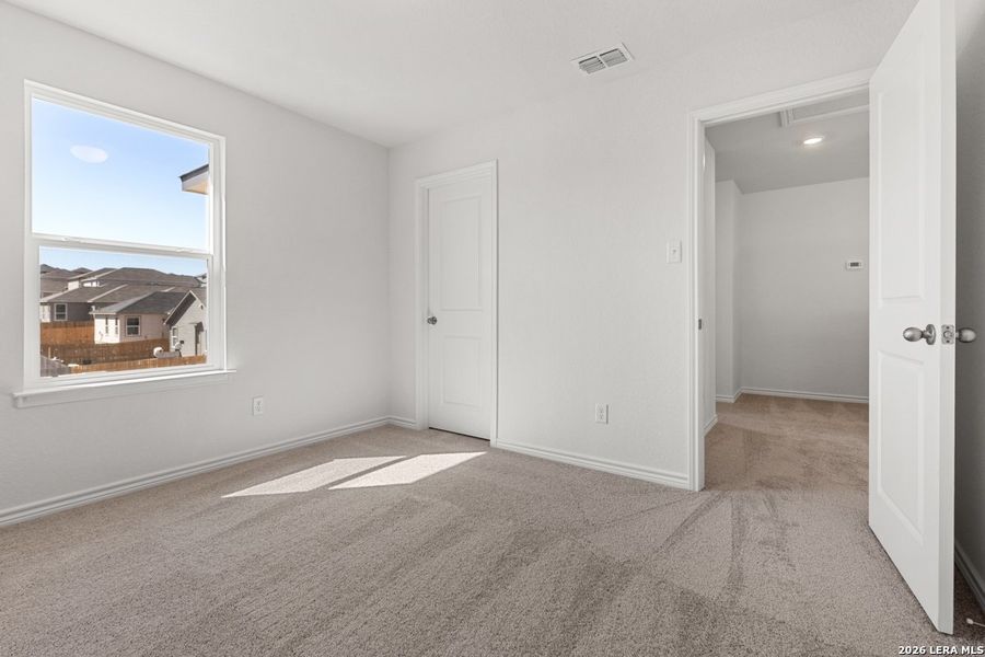 Spacious, unfurnished interior of a new home in Knox Ridge, Converse (Image 19).