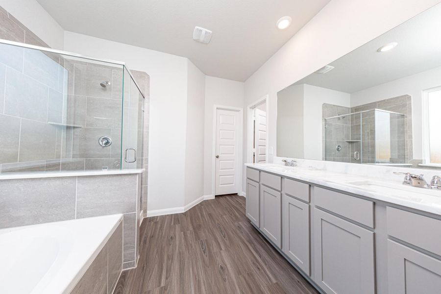 Photos are a representation of the floor plan. Options and interior selections will vary.