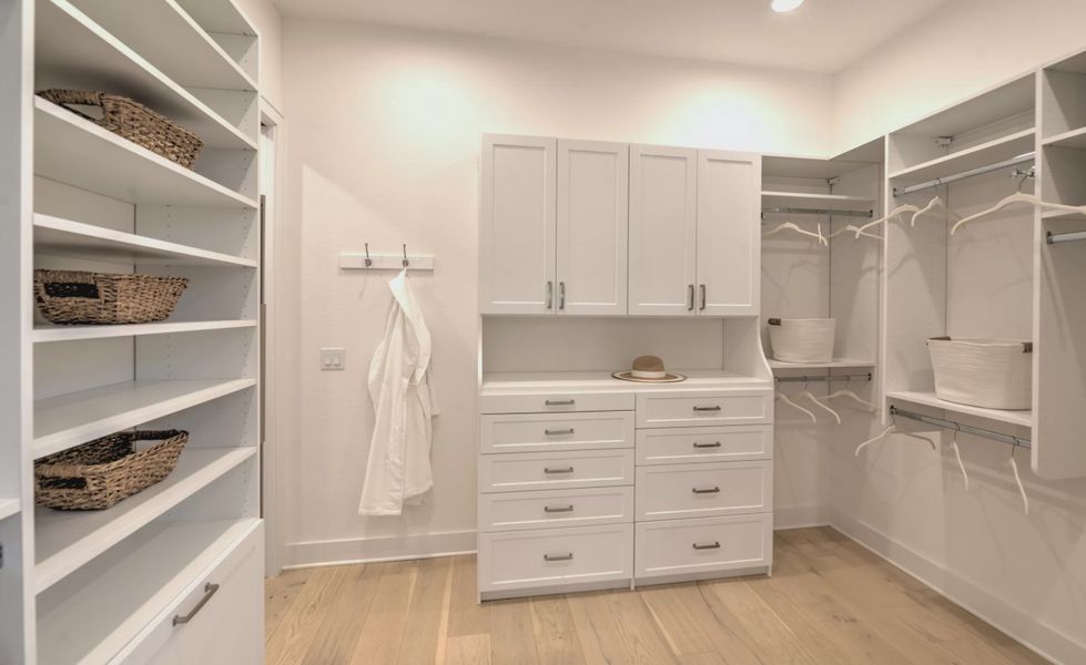 Furnished interior view inside a new home in Seabrook Village II, Ponte Vedra (Image 17). Furnished interior view inside a new home in Seabrook Village II, Ponte Vedra (Image 17).