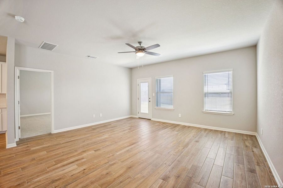 Spacious, unfurnished interior of a new home in Kallison Ranch, San Antonio (Image 26).
