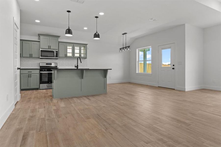 Spacious, unfurnished interior of a new home in , Lindale (Image 16). Spacious, unfurnished interior of a new home in , Lindale (Image 16).