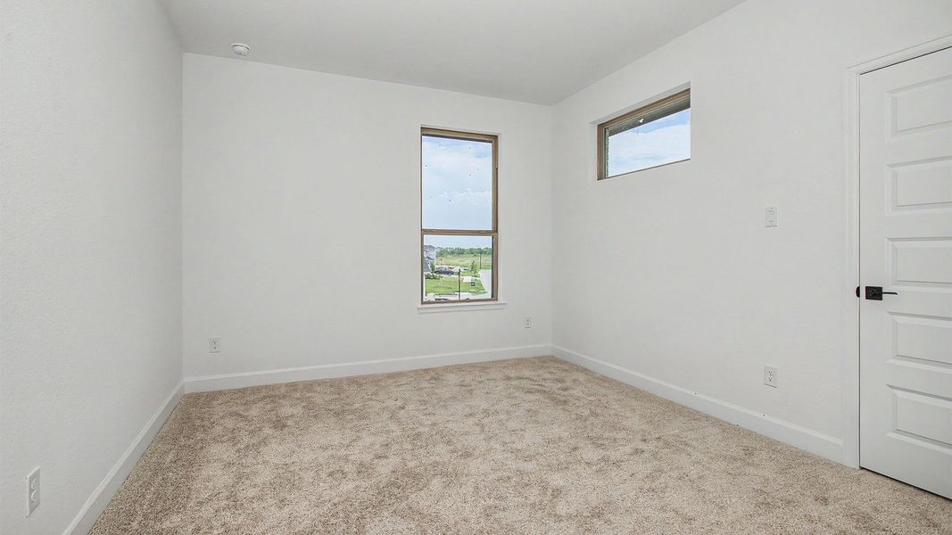 Spacious, unfurnished interior of a new home in Austin Point, Richmond (Image 15).