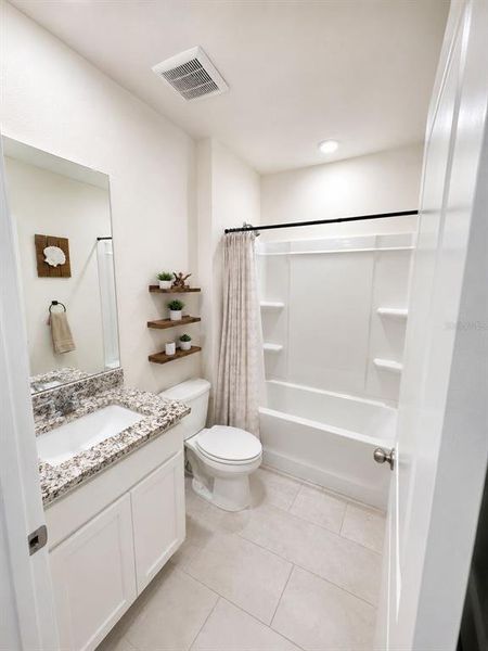 Furnished interior view inside a new home in Villamar, Winter Haven (Image 9).
