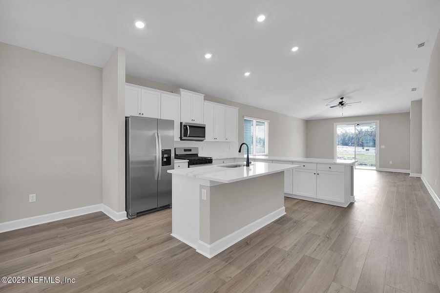Furnished interior view inside a new home in Jennings Farm, Middleburg (Image 4).