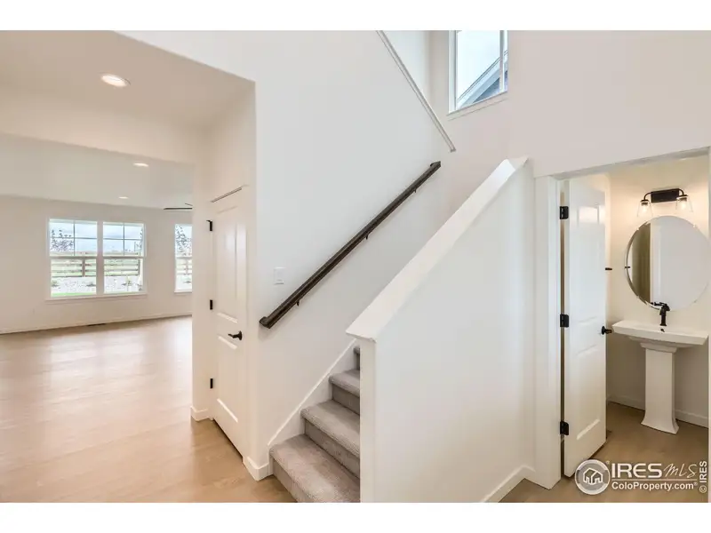 Image 28 of a home in Barefoot Lakes.