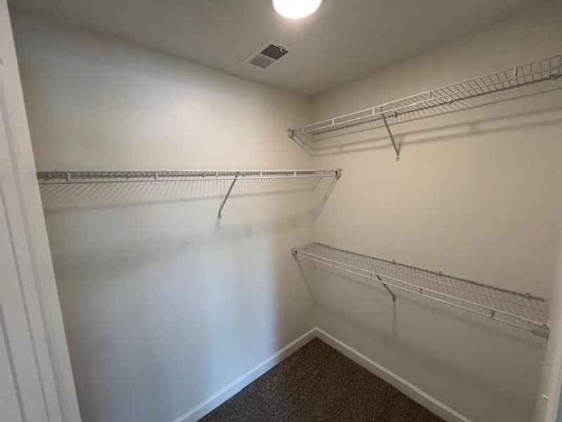 Spacious, unfurnished interior of a new home in Cleveland Meadows, Spartanburg (Image 13).