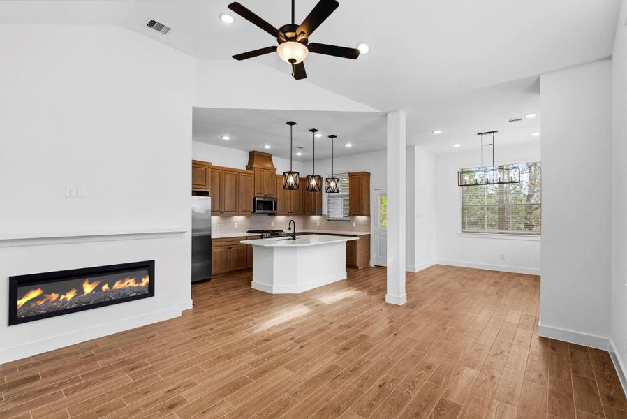 Furnished interior view inside a new home in Kresston, Montgomery (Image 5).