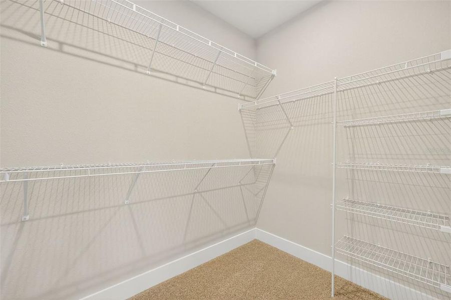 Spacious, unfurnished interior of a new home in Wellen Park, Venice (Image 23).