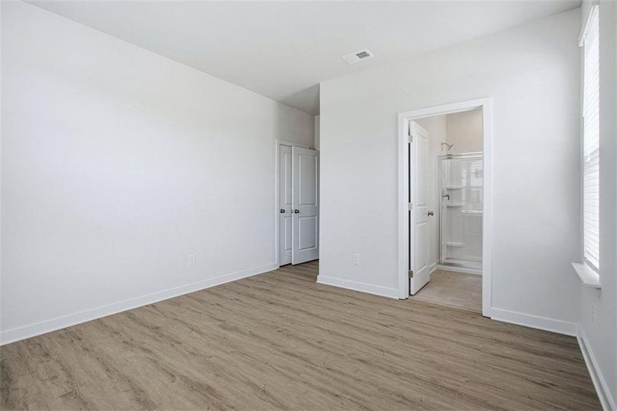 Spacious, unfurnished interior of a new home in Conner Farm, Dawsonville (Image 30).