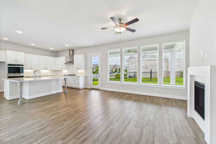 Representative unfurnished interior of a home built from the Lantana by Scott Felder Homes in Double Eagle Ranch, Cedar Creek (Image 10). Representative unfurnished interior of a home built from the Lantana by Scott Felder Homes in Double Eagle Ranch, Cedar Creek (Image 10).